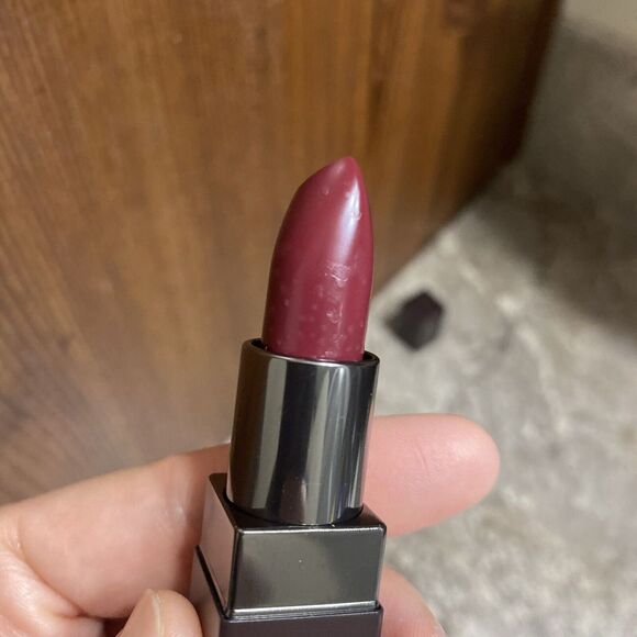 Laura Mercier Velour Lovers Lip Colour ~ AN AFFAIR 3.6g/0.12oz  Brand new (READ) - Picture 4 of 7